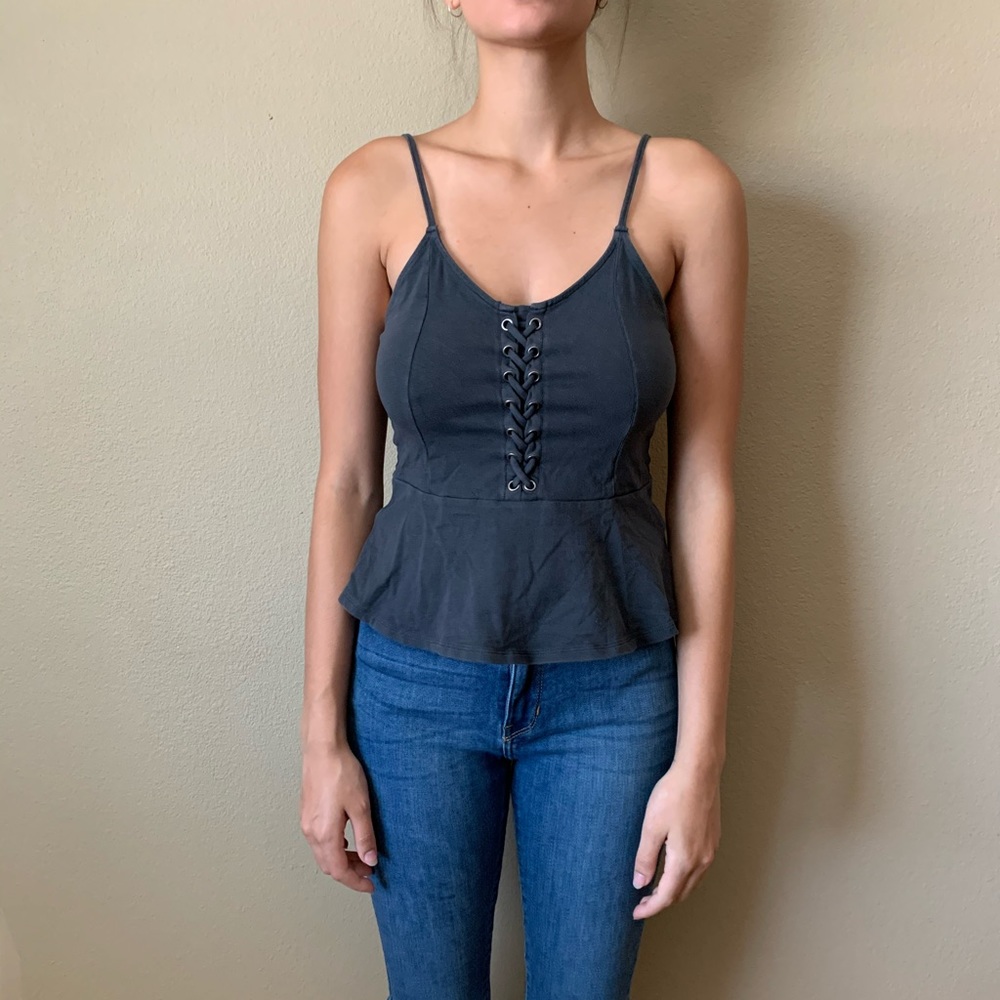 🌿Sale🌿 AE Grey Lattice-front Tank Sz S